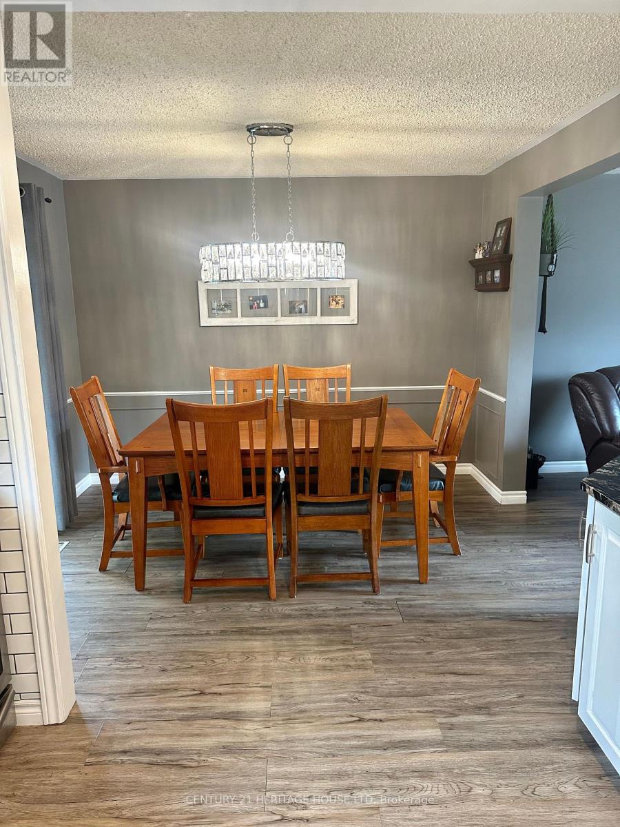 1 Massey Drive, St. Thomas, Ontario  N5R 5M6 - Photo 12 - X12879690