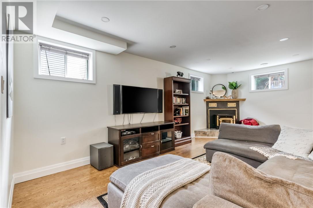7 Patricia Street, Lively, Ontario  P3Y 1A9 - Photo 24 - 2129521