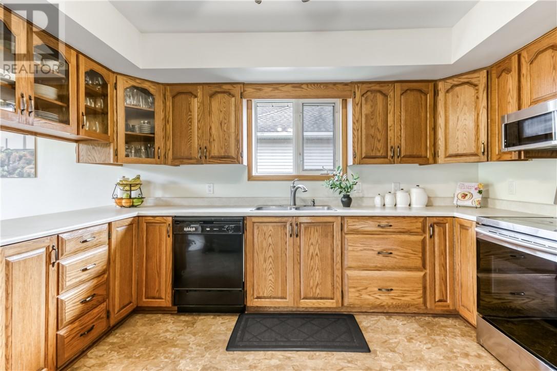 7 Patricia Street, Lively, Ontario  P3Y 1A9 - Photo 6 - 2129521