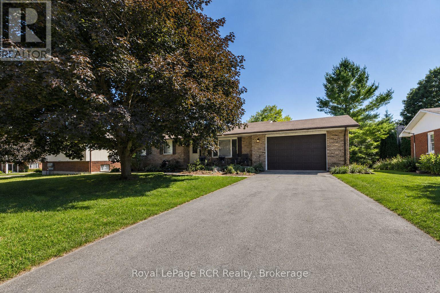 96 JAMES STREET, north huron (wingham), Ontario