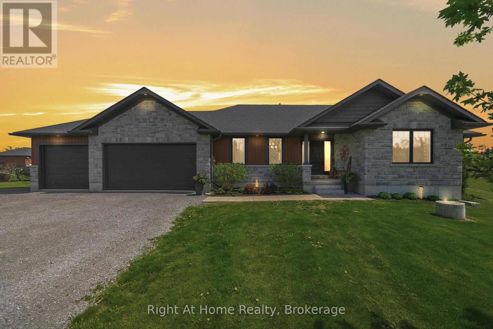 144 HIDDENVALLEY DRIVE, Belleville, Ontario