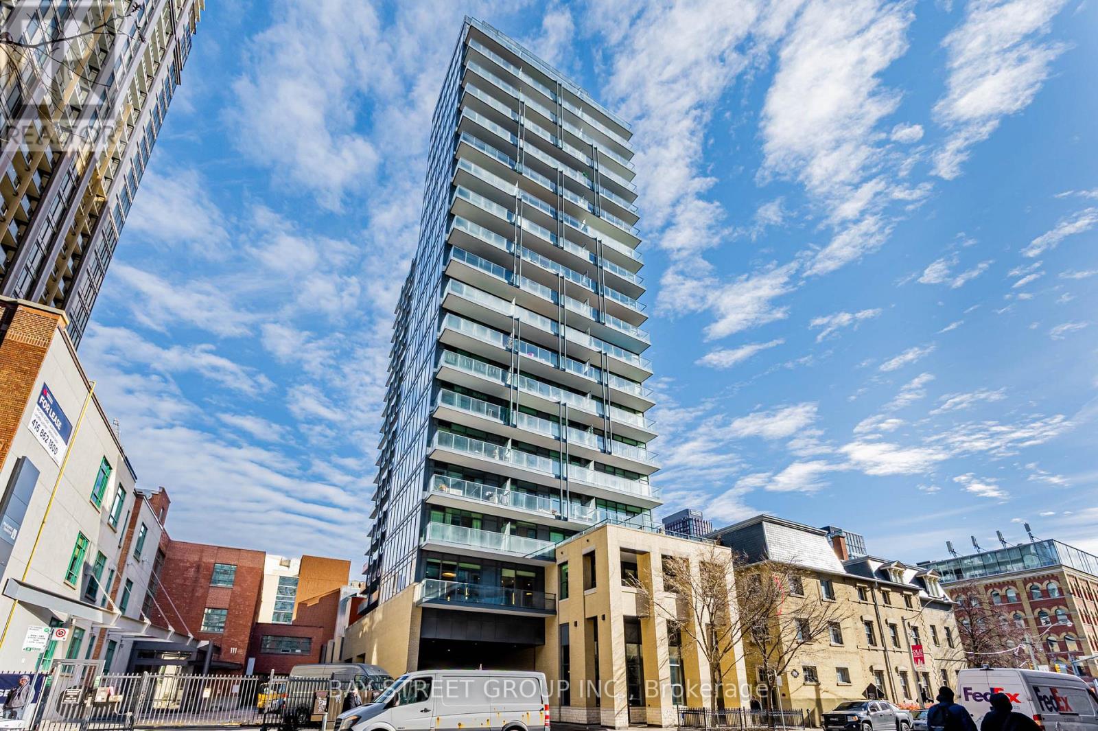 1712 - 105 GEORGE STREET