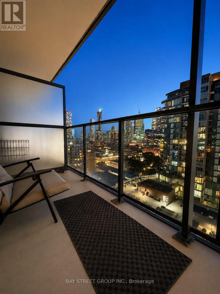 1712 - 105 George Street, Toronto, Ontario  M5A 0L4 - Photo 12 - C13616500