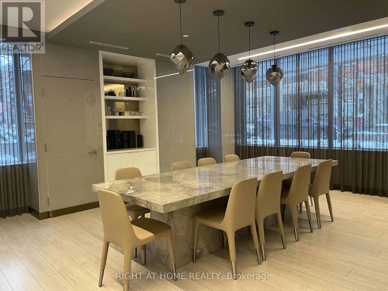 1011 - 50 Mccaul Street, Toronto, Ontario  M5T 0B6 - Photo 23 - C13616584