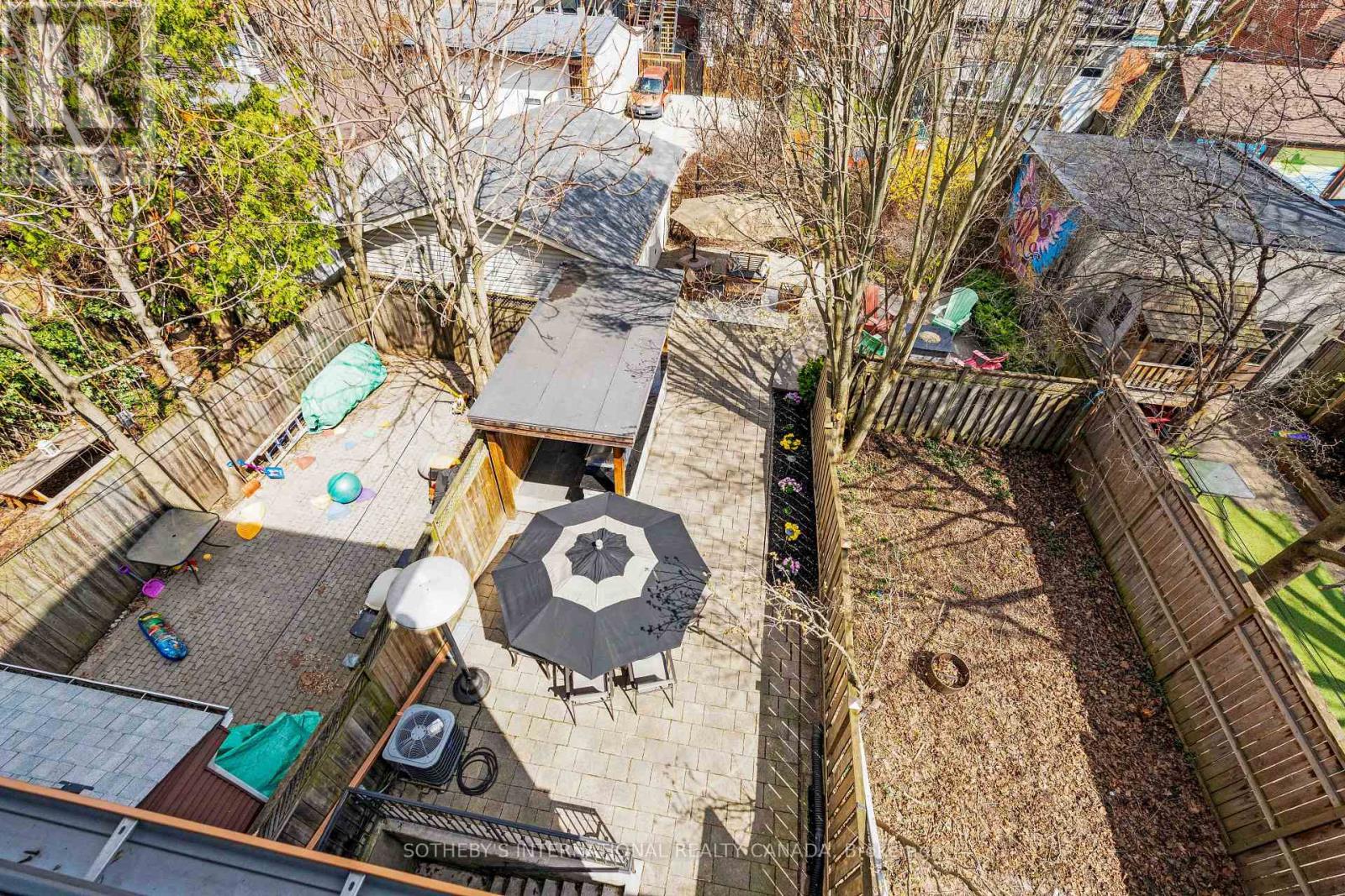721 MARKHAM STREET