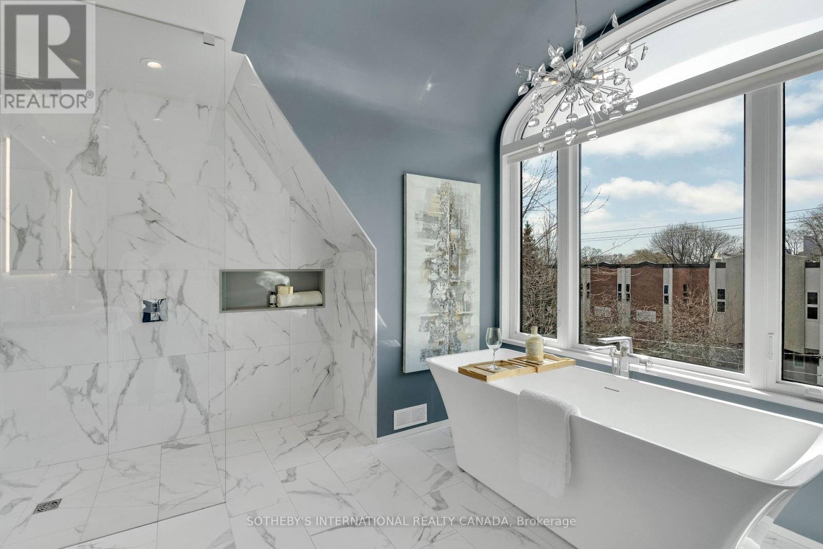 721 Markham Street, Toronto, Ontario  M6G 2M2 - Photo 18 - C13616638
