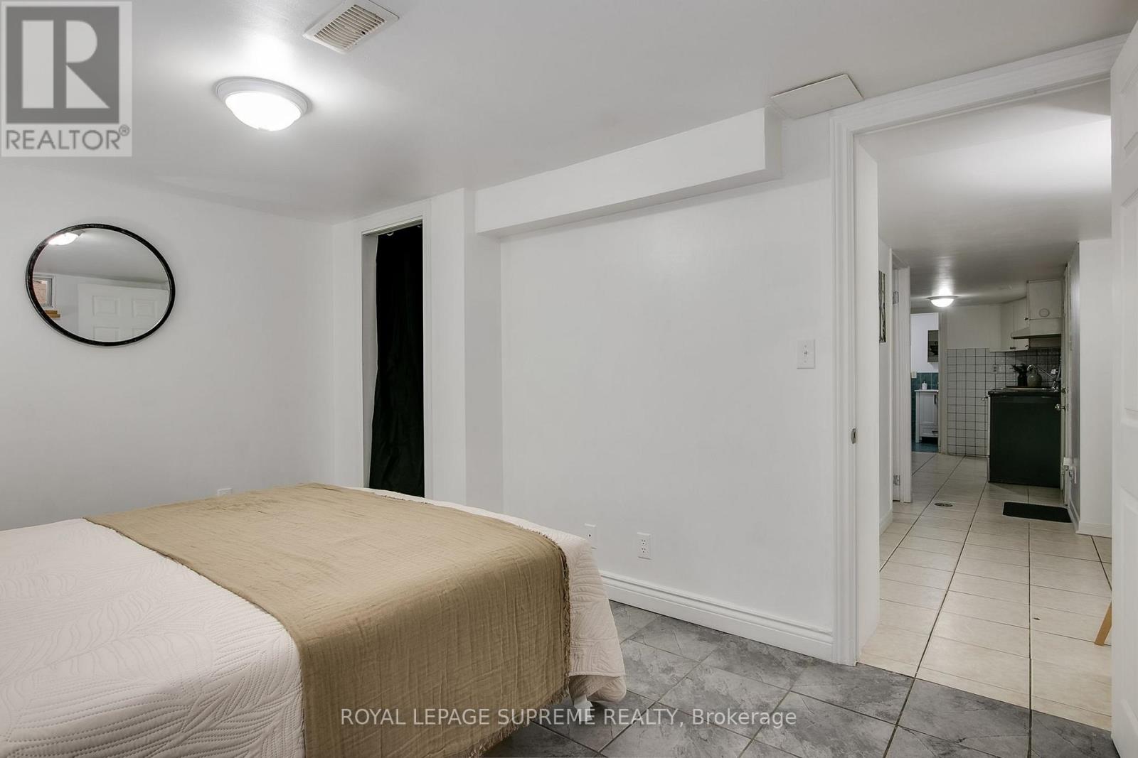 Basement - 422 Oakwood Avenue, Toronto, Ontario  M6E 2W3 - Photo 11 - C13616664