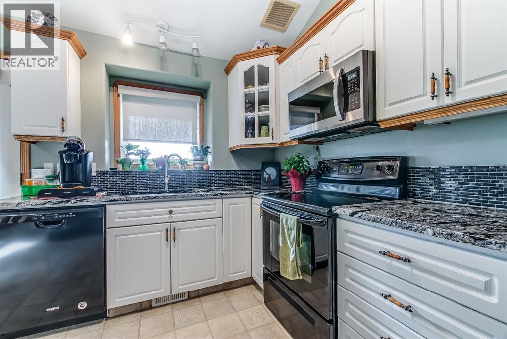 88 Spruce Close SE, Medicine Hat, Alberta  T1B 4L8 - Photo 14 - A2332445