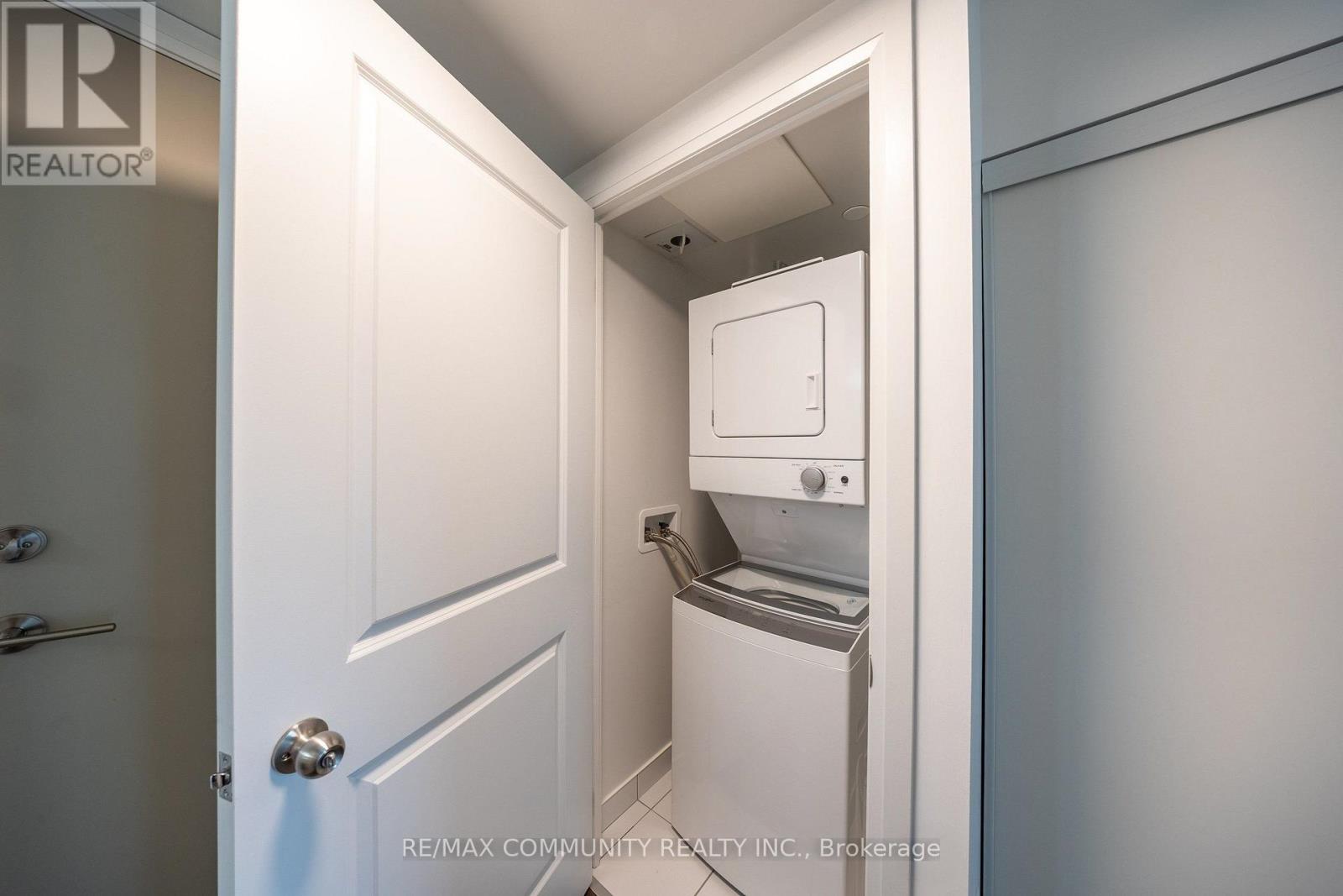 429 - 20 Meadowglen Place, Toronto, Ontario  M1G 0A9 - Photo 15 - E13616546