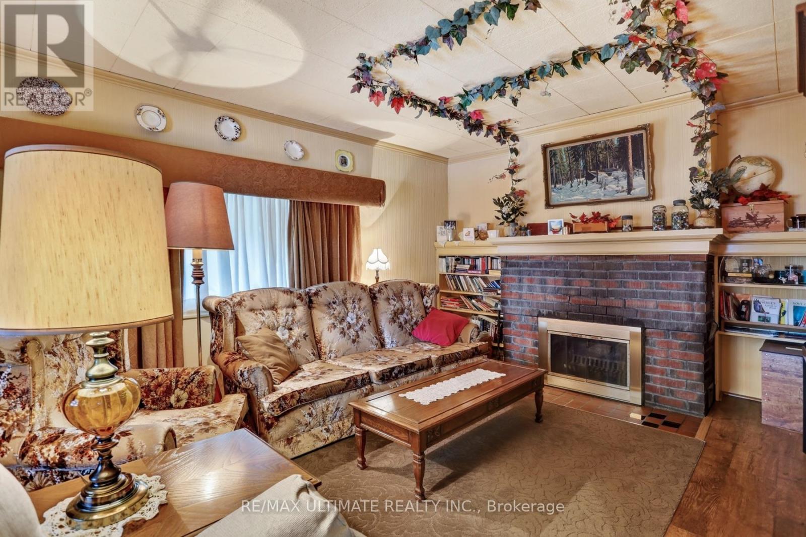 343 Morningside Avenue, Toronto, Ontario  M1E 3G4 - Photo 7 - E13616614
