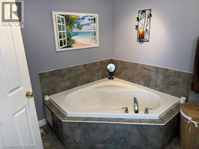 102 Willow Lane, Grimsby, Ontario  L3M 5P7 - Photo 30 - 40849934