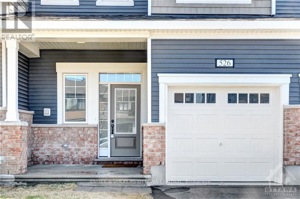 526 Cope Drive, Ottawa, Ontario K2S 1B6 - Photo 2 - X13616748