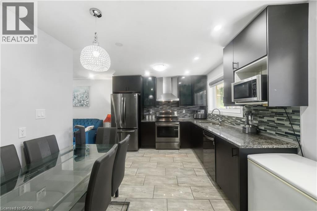 1367 Countrystone Drive E, Kitchener, Ontario  N2N 3R8 - Photo 12 - 40851799