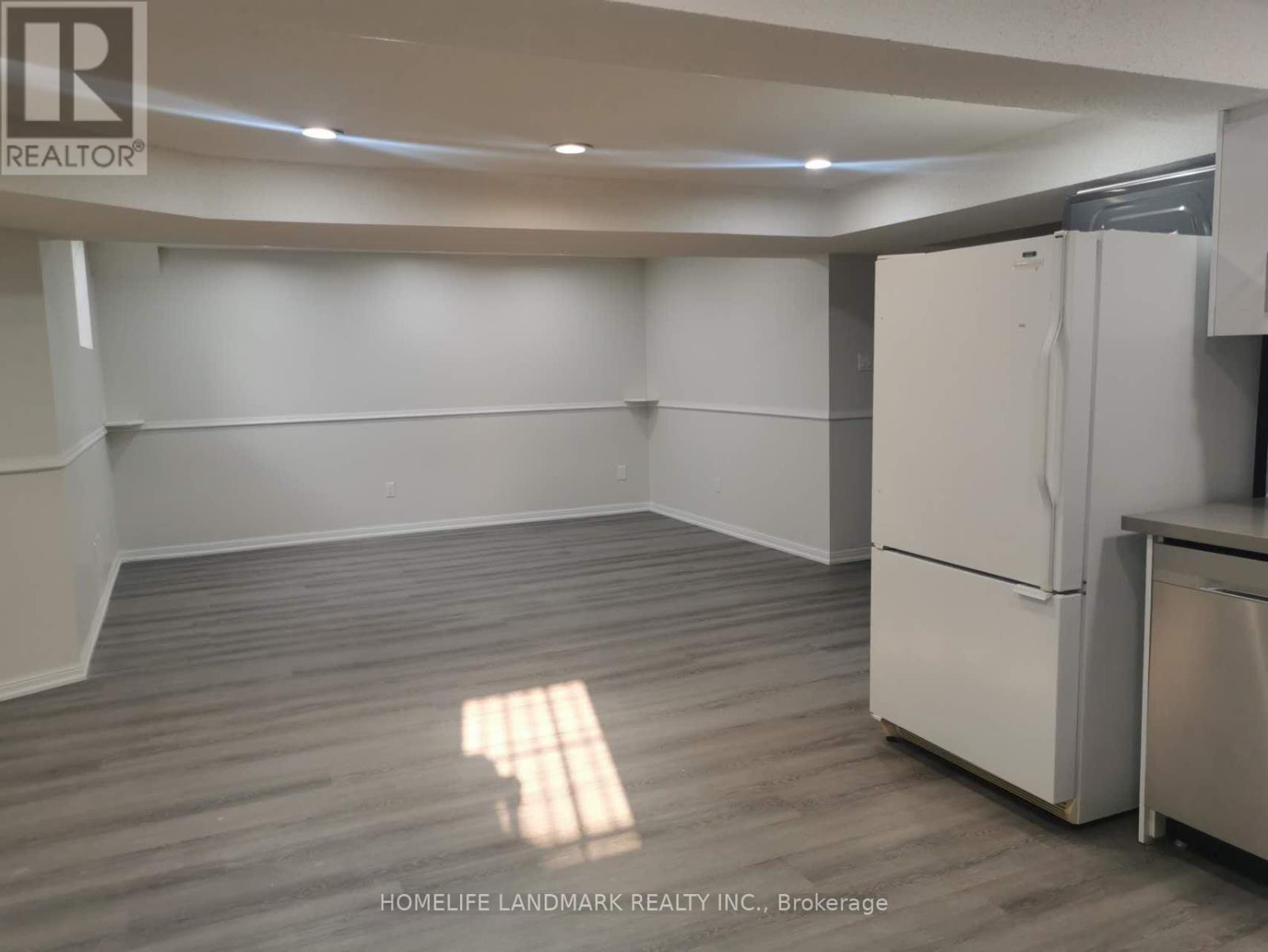 2 Maxwell Ct Court, Vaughan (Uplands), Ontario  L4J 6Y3 - Photo 6 - N13616576