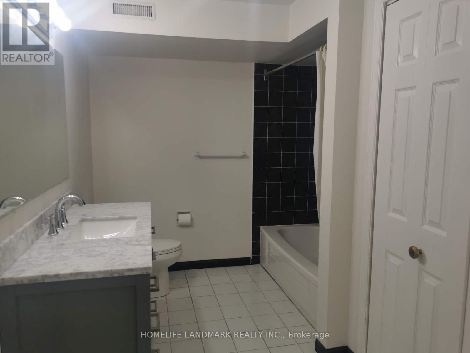 2 Maxwell Ct Court, Vaughan (Uplands), Ontario  L4J 6Y3 - Photo 9 - N13616576