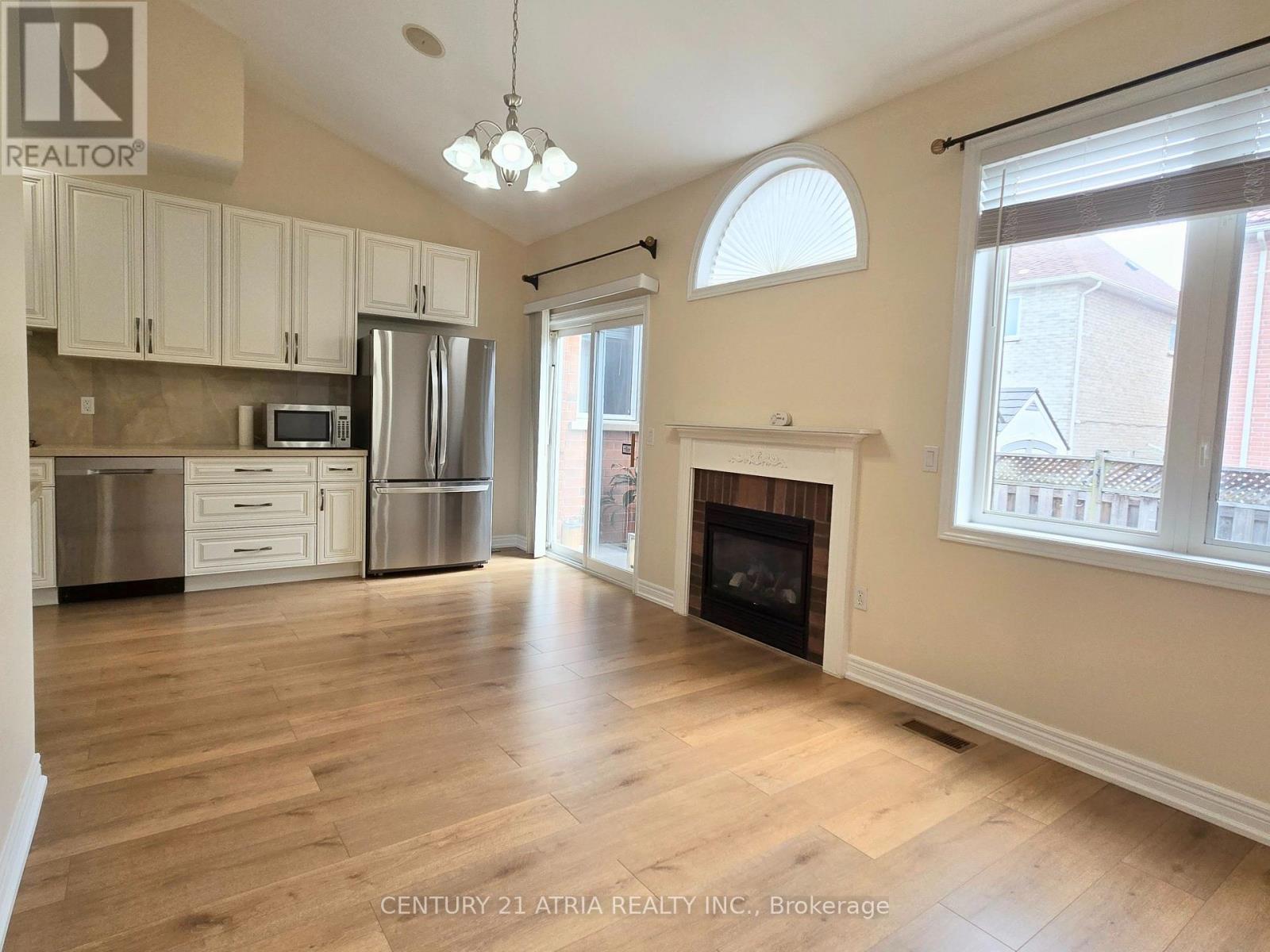 31 Cliveden Place, Markham (Berczy), Ontario  L6C 2S4 - Photo 17 - N13616606