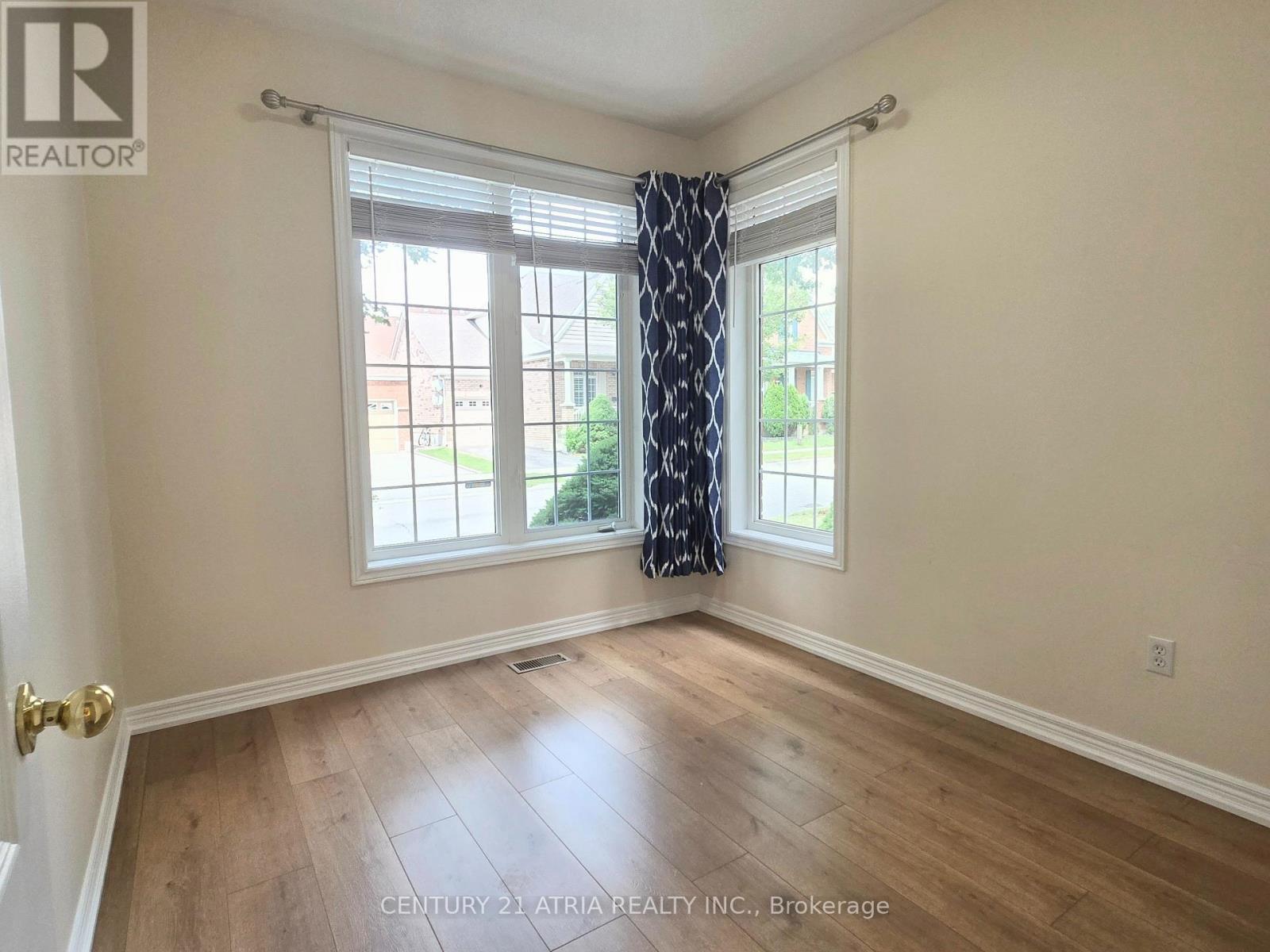 31 Cliveden Place, Markham (Berczy), Ontario  L6C 2S4 - Photo 7 - N13616606