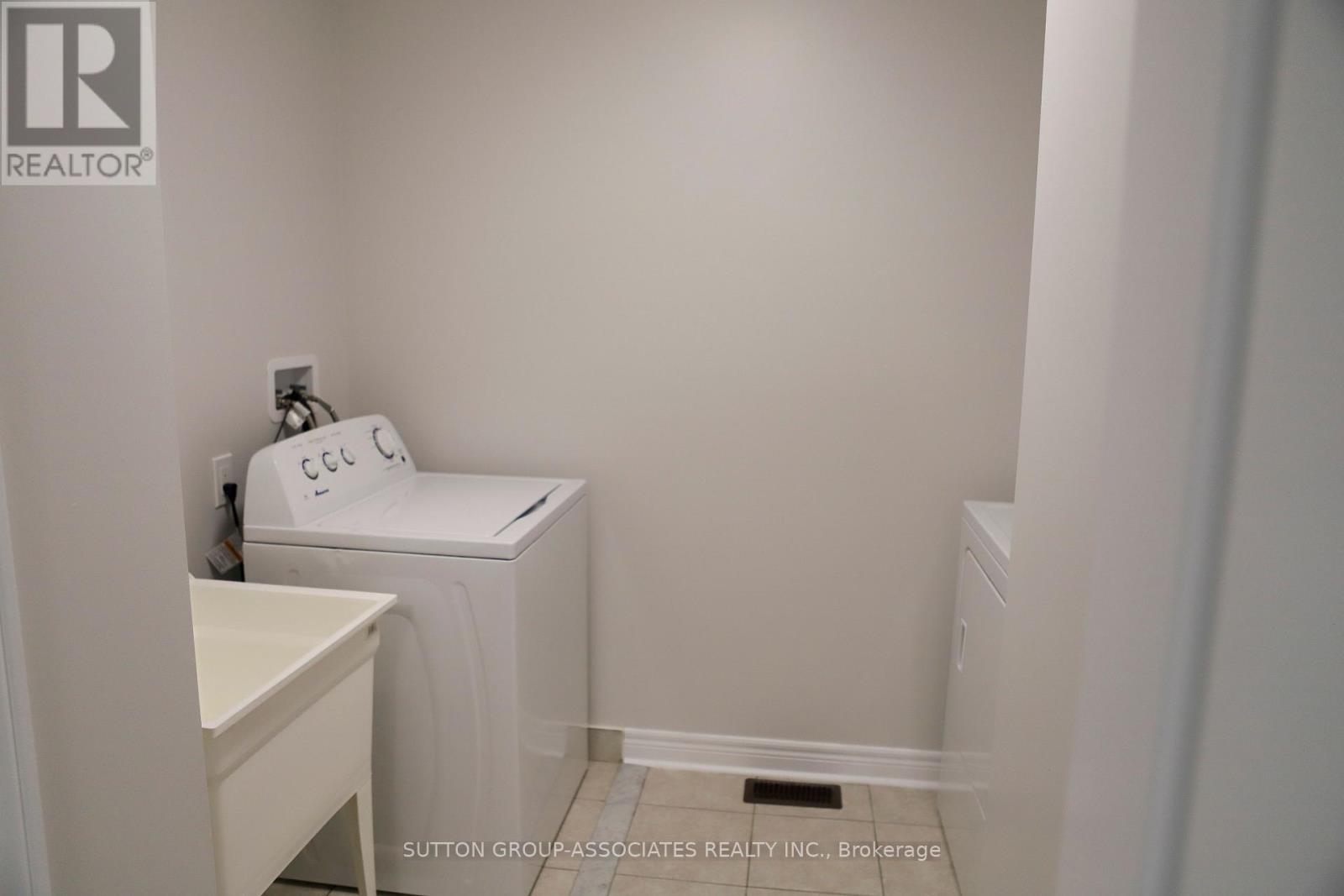 72 Treetops Boulevard, New Tecumseth, Ontario  L9R 0L9 - Photo 20 - N13616620