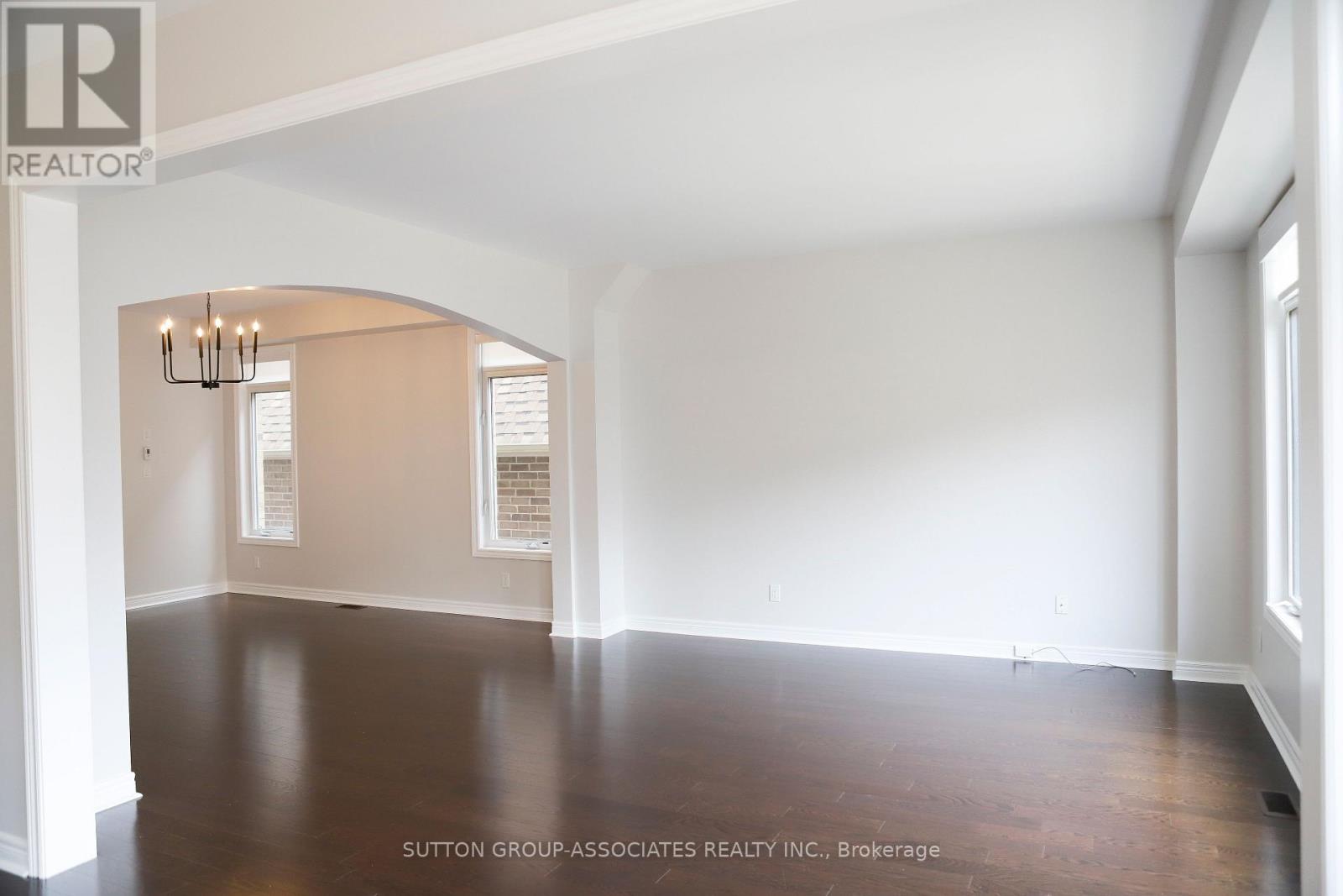 72 Treetops Boulevard, New Tecumseth, Ontario  L9R 0L9 - Photo 7 - N13616620