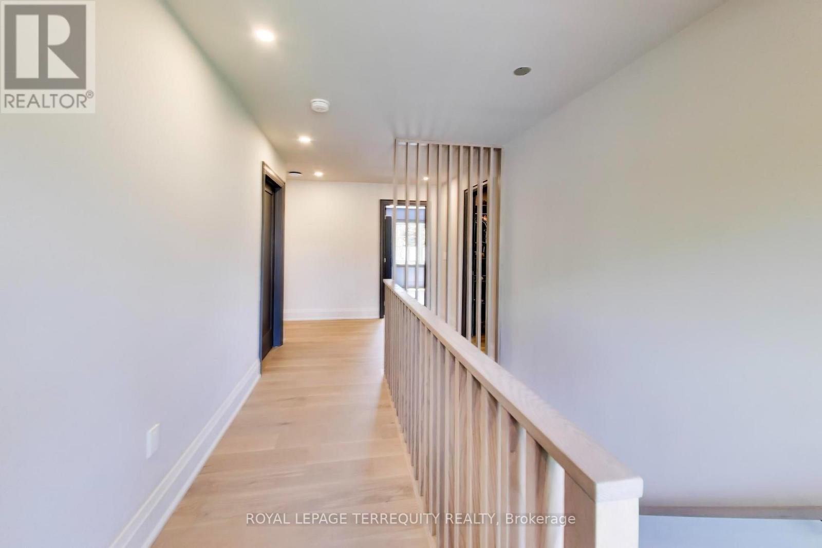 1621 Skyline Drive, Mississauga, Ontario  L5E 2W9 - Photo 21 - W13616592