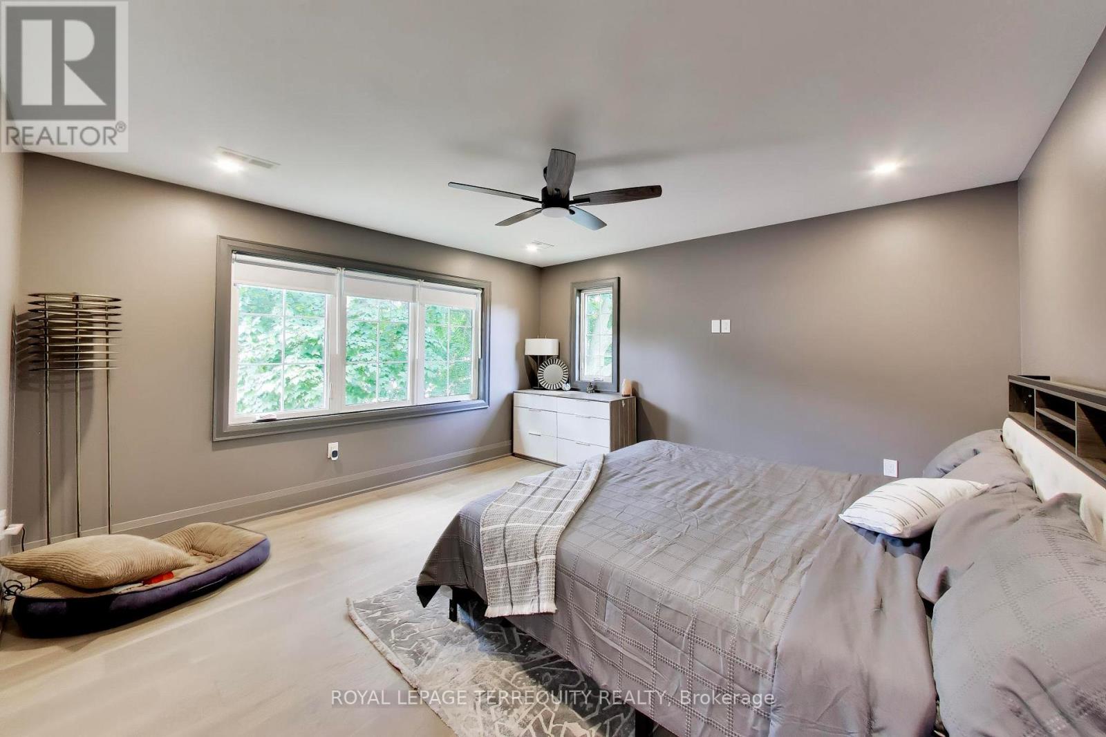 1621 Skyline Drive, Mississauga, Ontario  L5E 2W9 - Photo 23 - W13616592