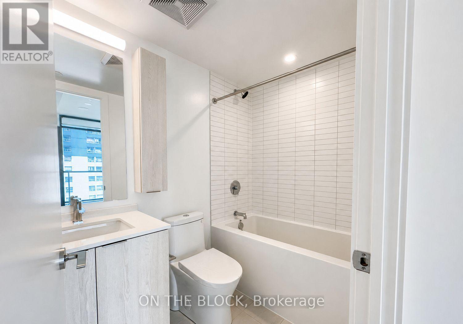 618 - 86 Dundas Street E, Mississauga, Ontario  L5A 1W4 - Photo 14 - W13616624