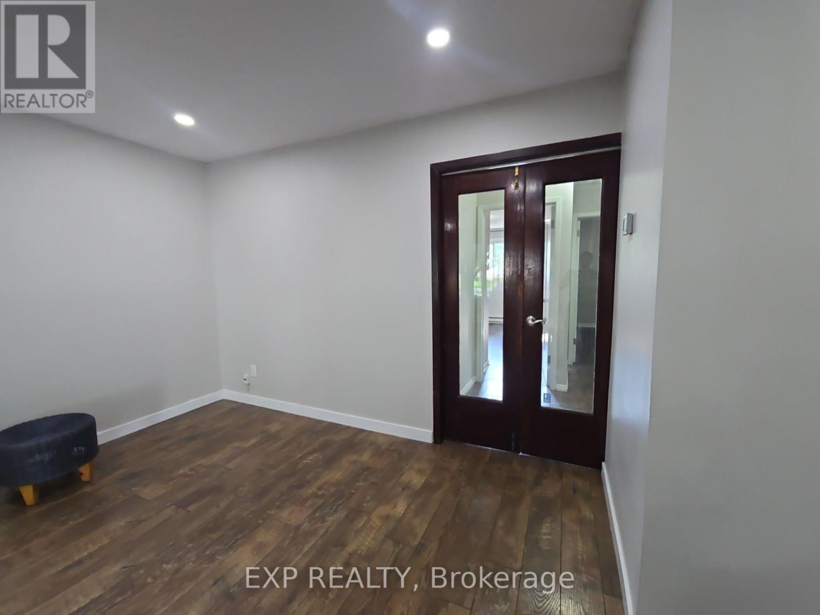 Main Level - 87 Wellington Street E, Brampton, Ontario  L6W 1Y6 - Photo 12 - W13616676