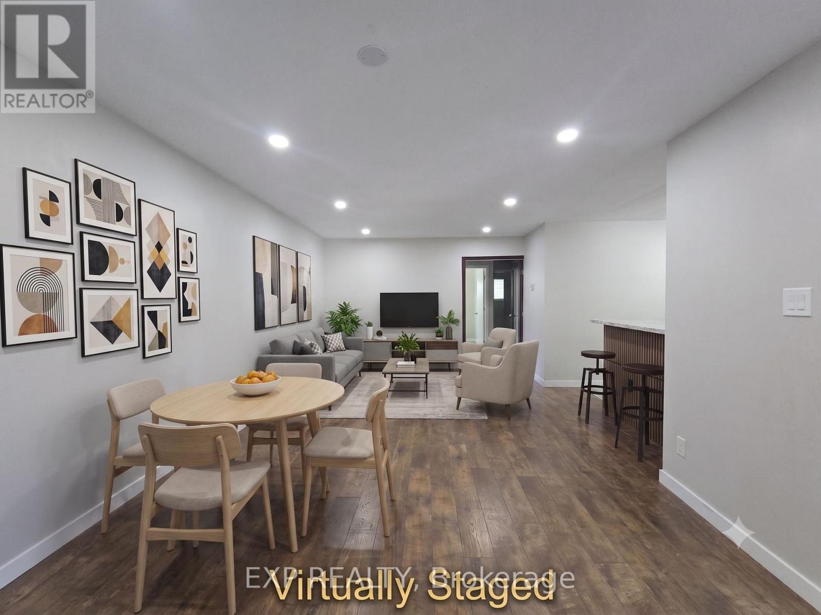 Main Level - 87 Wellington Street E, Brampton, Ontario  L6W 1Y6 - Photo 2 - W13616676