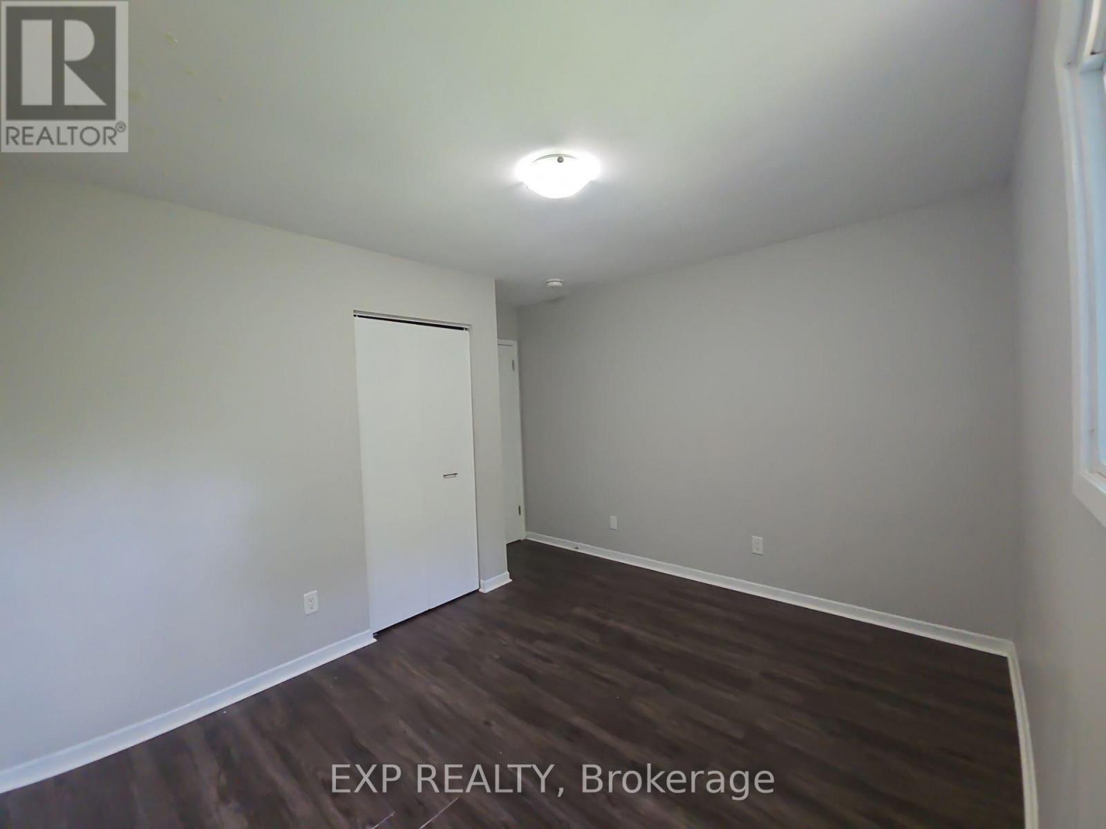 Main Level - 87 Wellington Street E, Brampton, Ontario  L6W 1Y6 - Photo 22 - W13616676