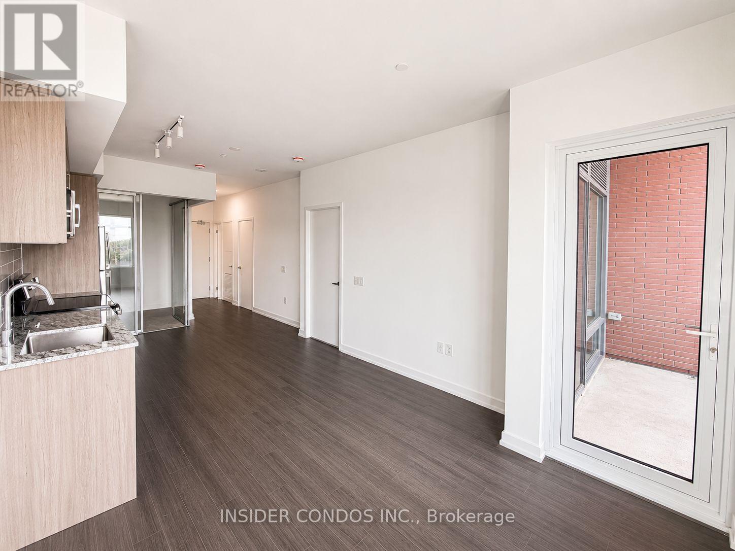428 - 4010 Eglinton Avenue W, Toronto, Ontario  M9P 1A6 - Photo 3 - W13616698