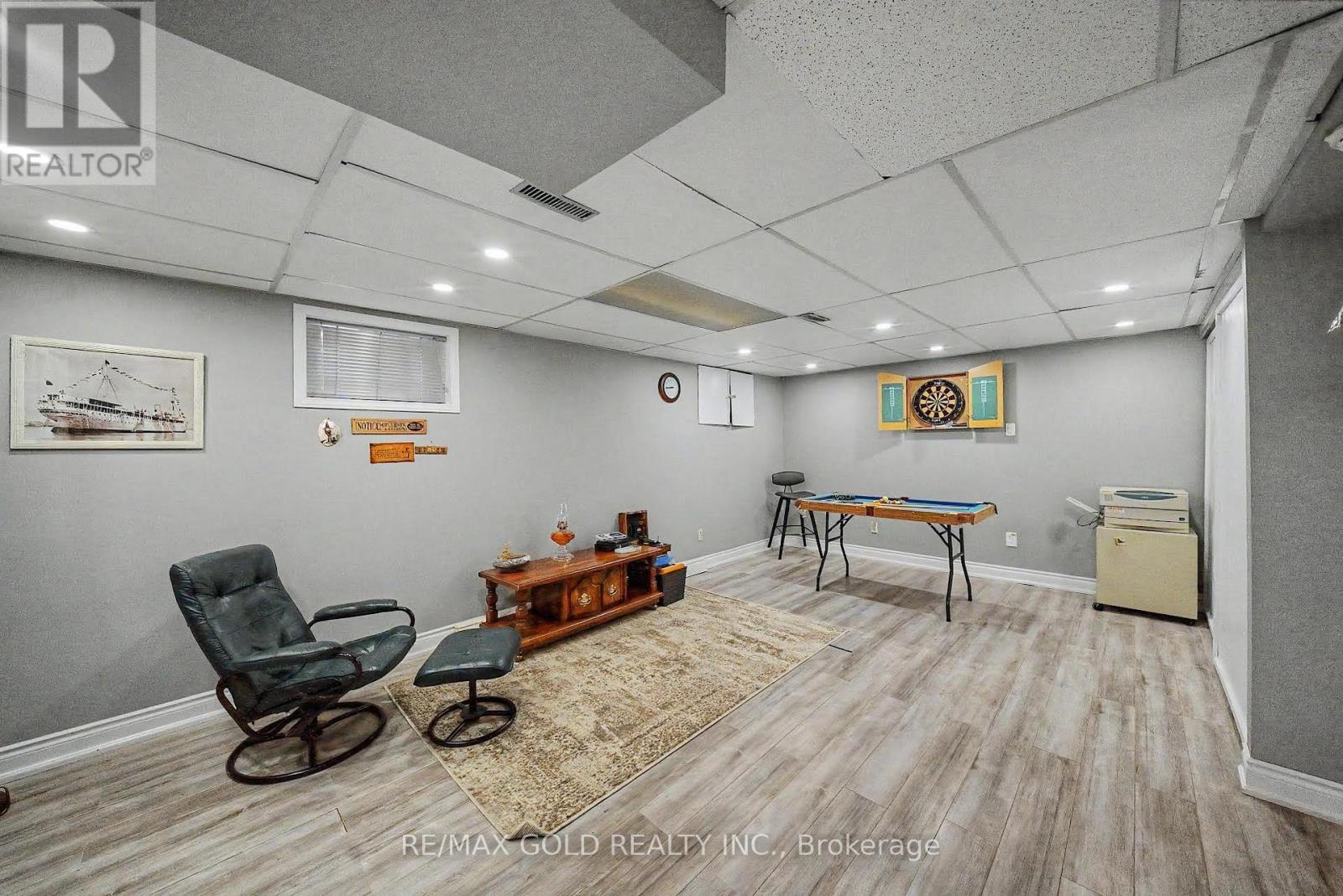 52 Madoc Drive, Brampton, Ontario  L6V 1Z9 - Photo 2 - W13616766