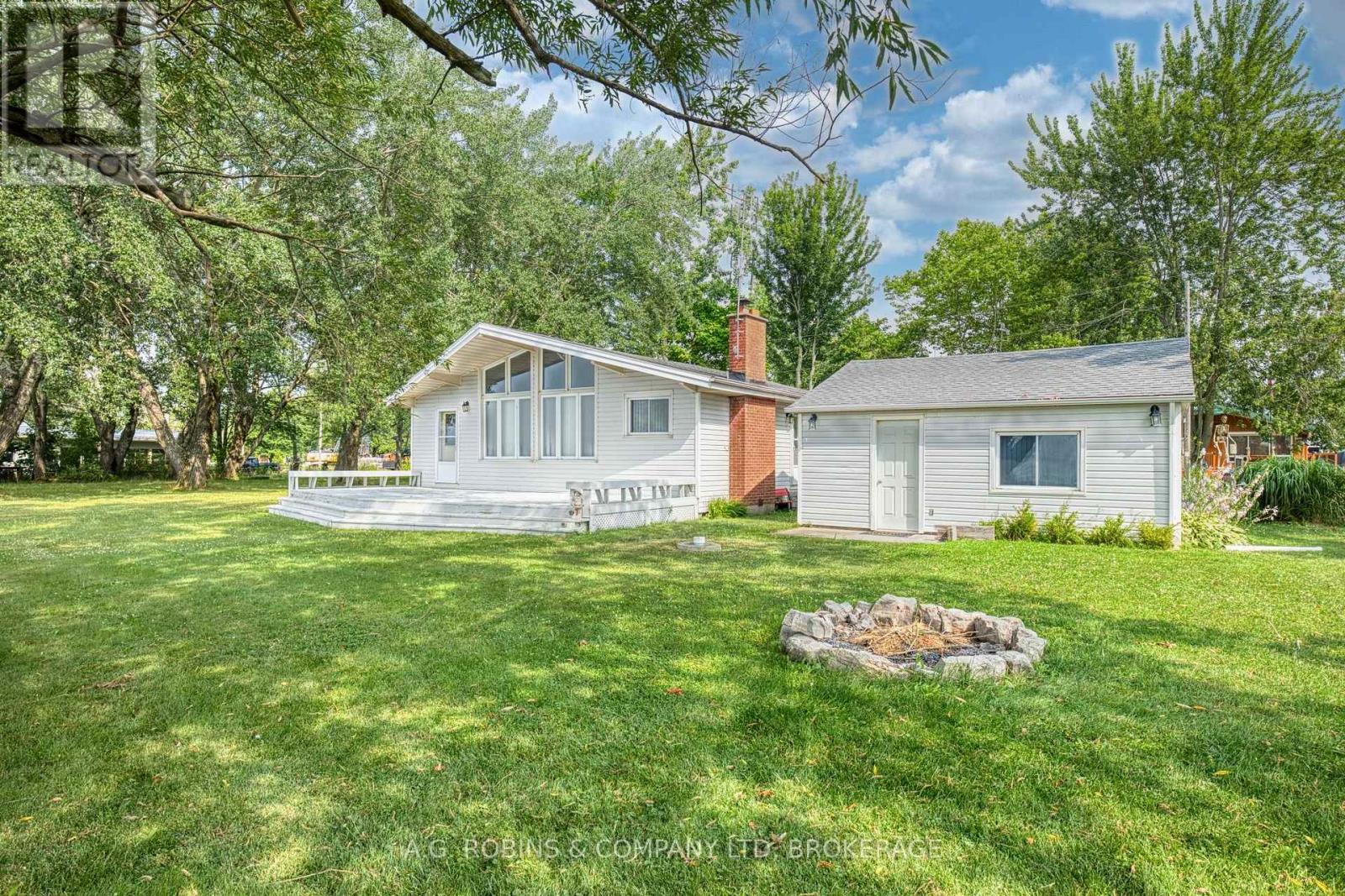 13 ERIE HEIGHTS LINE, Haldimand, Ontario