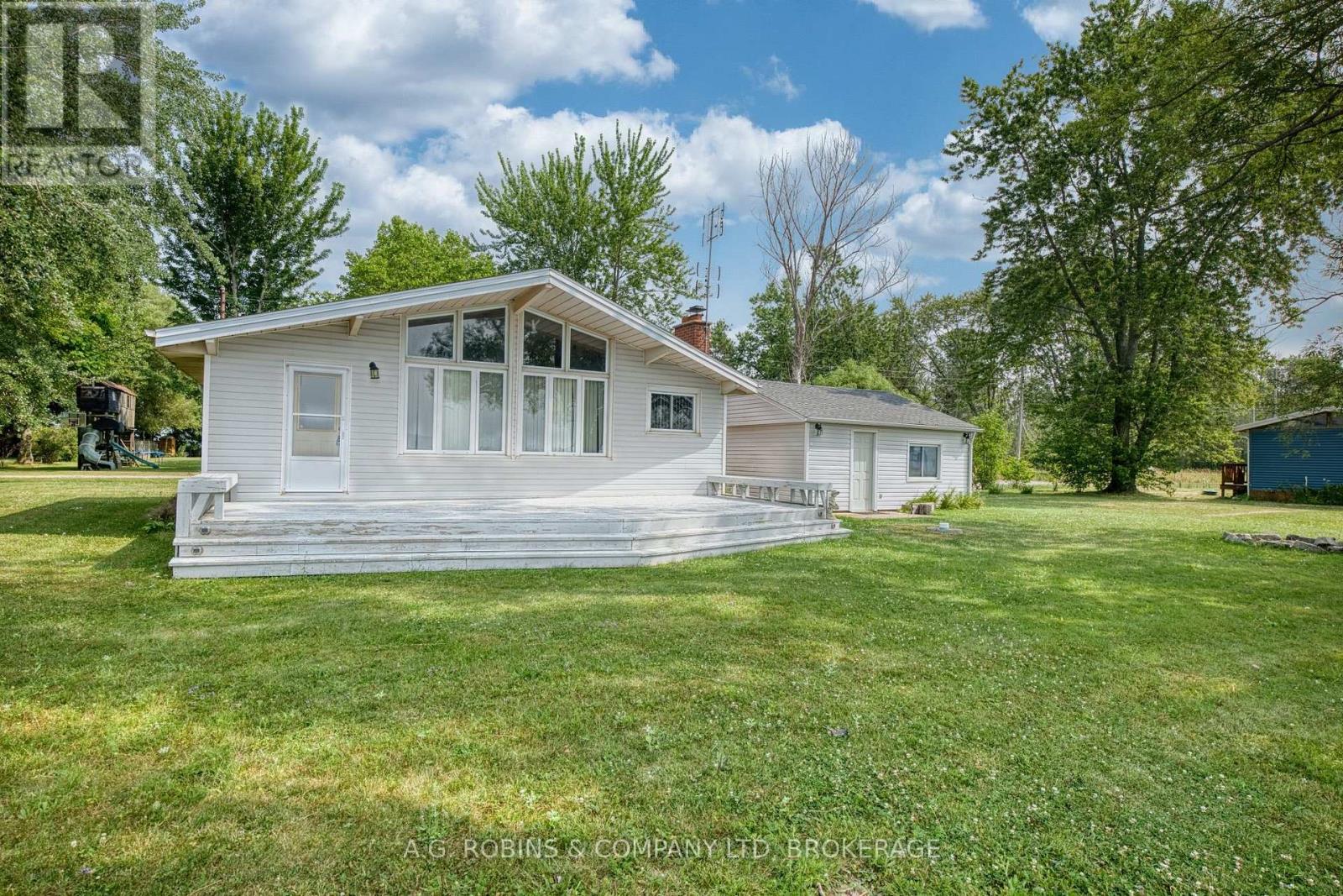 13 Erie Heights Line, Haldimand, Ontario  N0A 1K0 - Photo 4 - X12807936