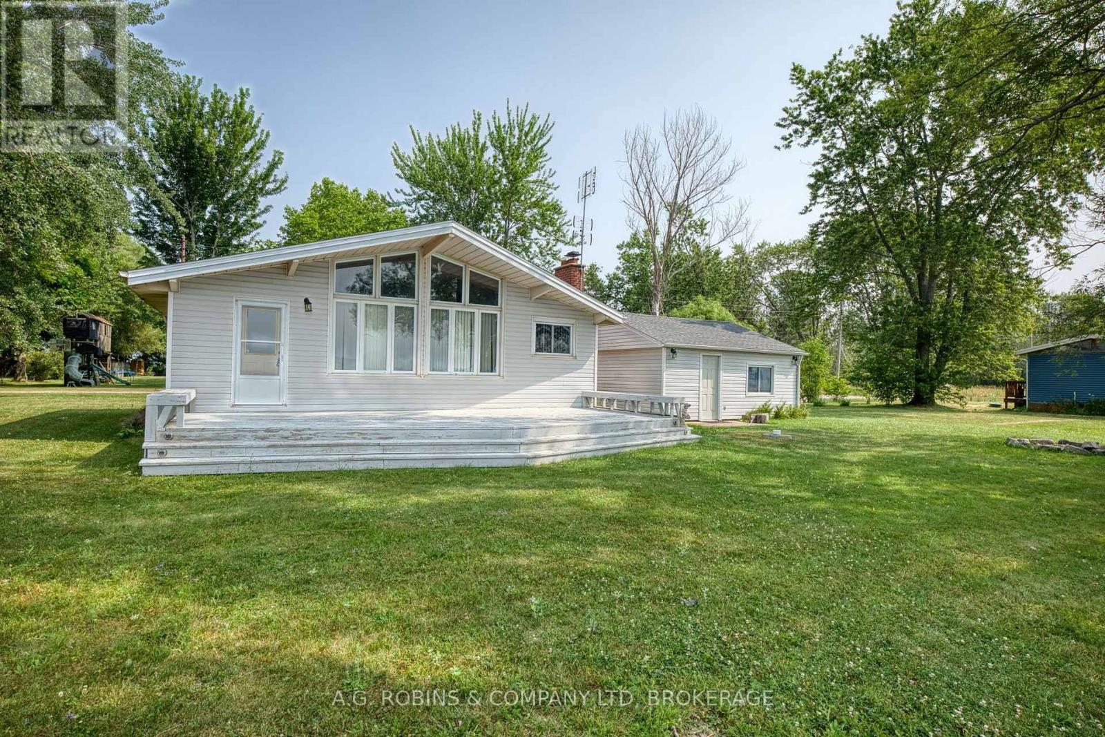13 Erie Heights Line, Haldimand, Ontario  N0A 1K0 - Photo 8 - X12807936