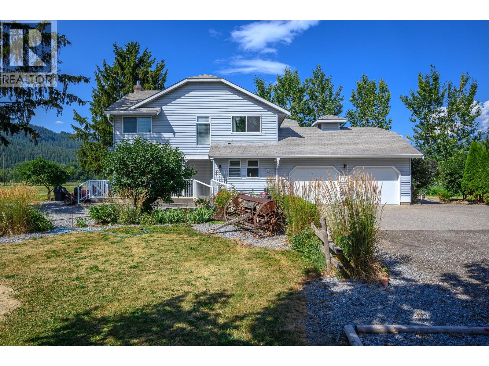 128 Grindrod Westside Road, Grindrod, British Columbia  V0E 1Y0 - Photo 16 - 10394912
