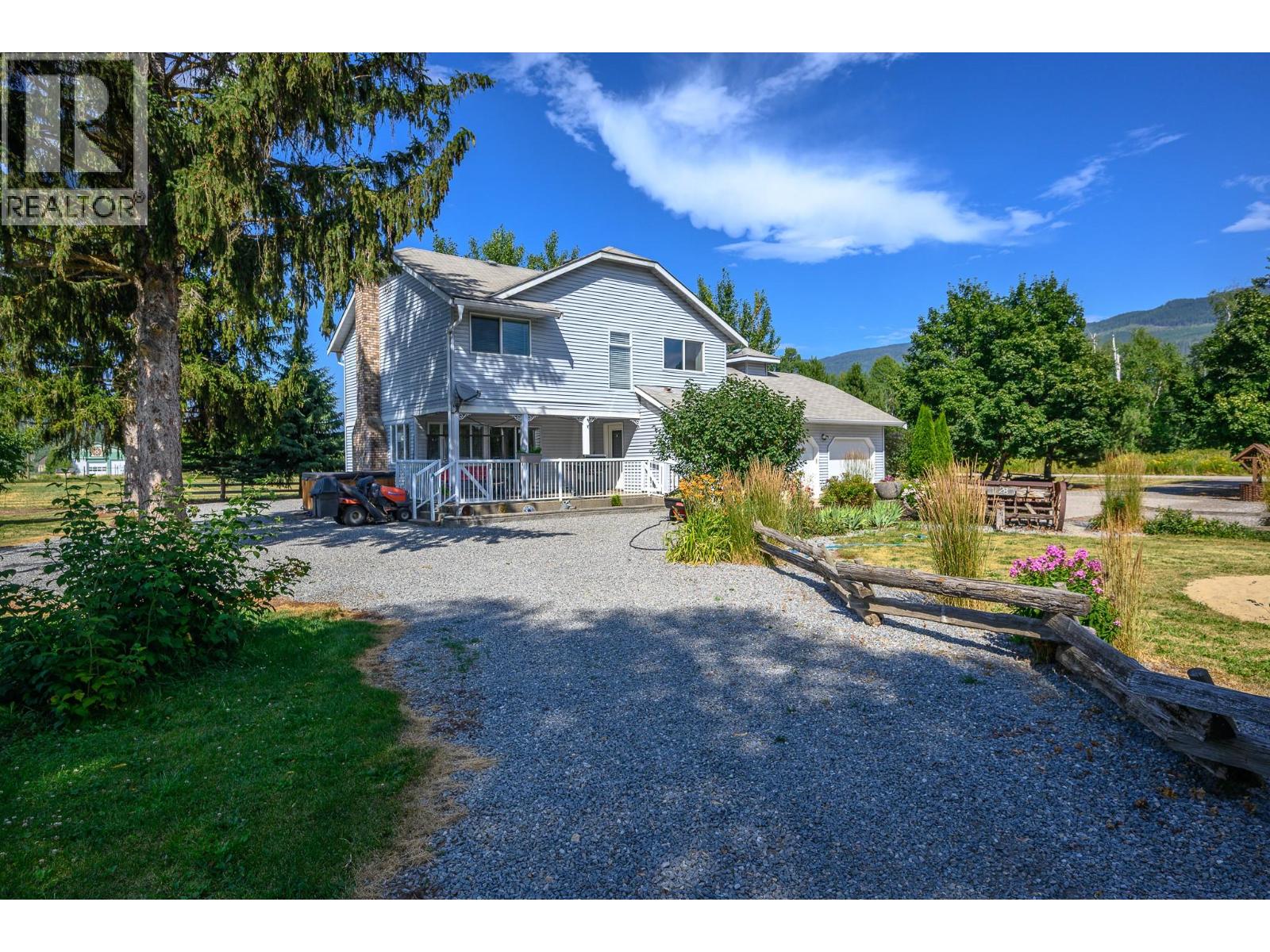 128 Grindrod Westside Road, Grindrod, British Columbia  V0E 1Y0 - Photo 18 - 10394912
