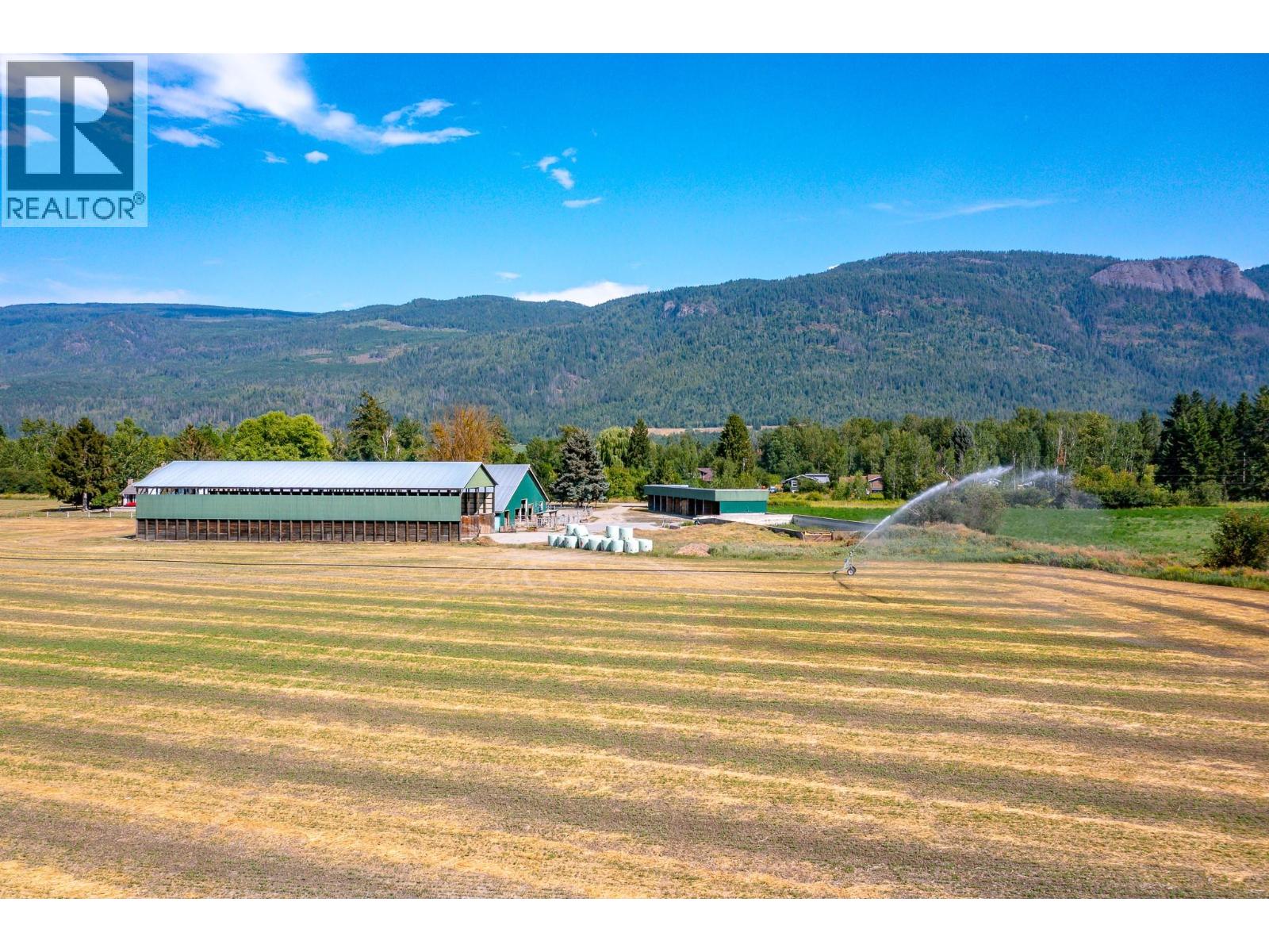128 Grindrod Westside Road, Grindrod, British Columbia  V0E 1Y0 - Photo 10 - 10394912