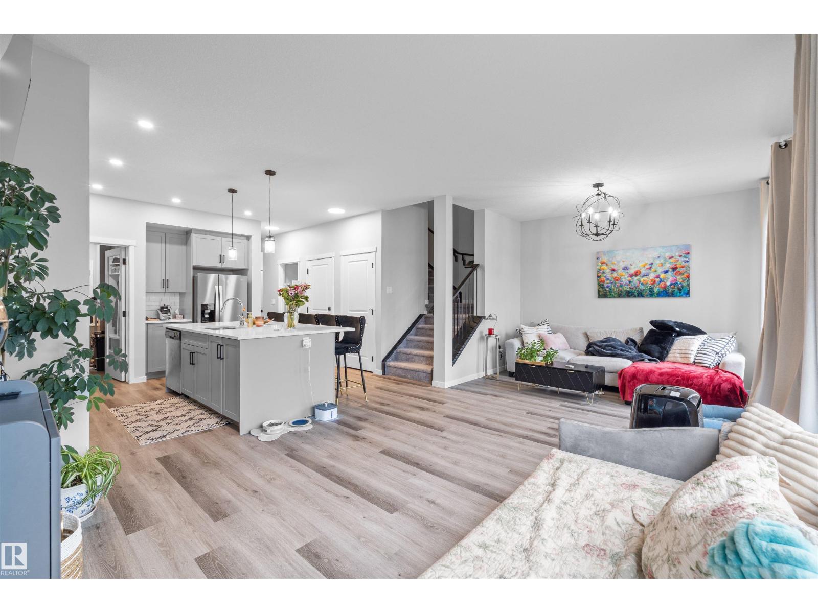 9487 227 St NW, Edmonton, Alberta  T5T 7H4 - Photo 7 - E4501145