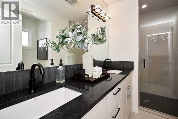 417 Shawnee Terrace Sw, Calgary, Alberta  T2Y 0X5 - Photo 7 - A2330364