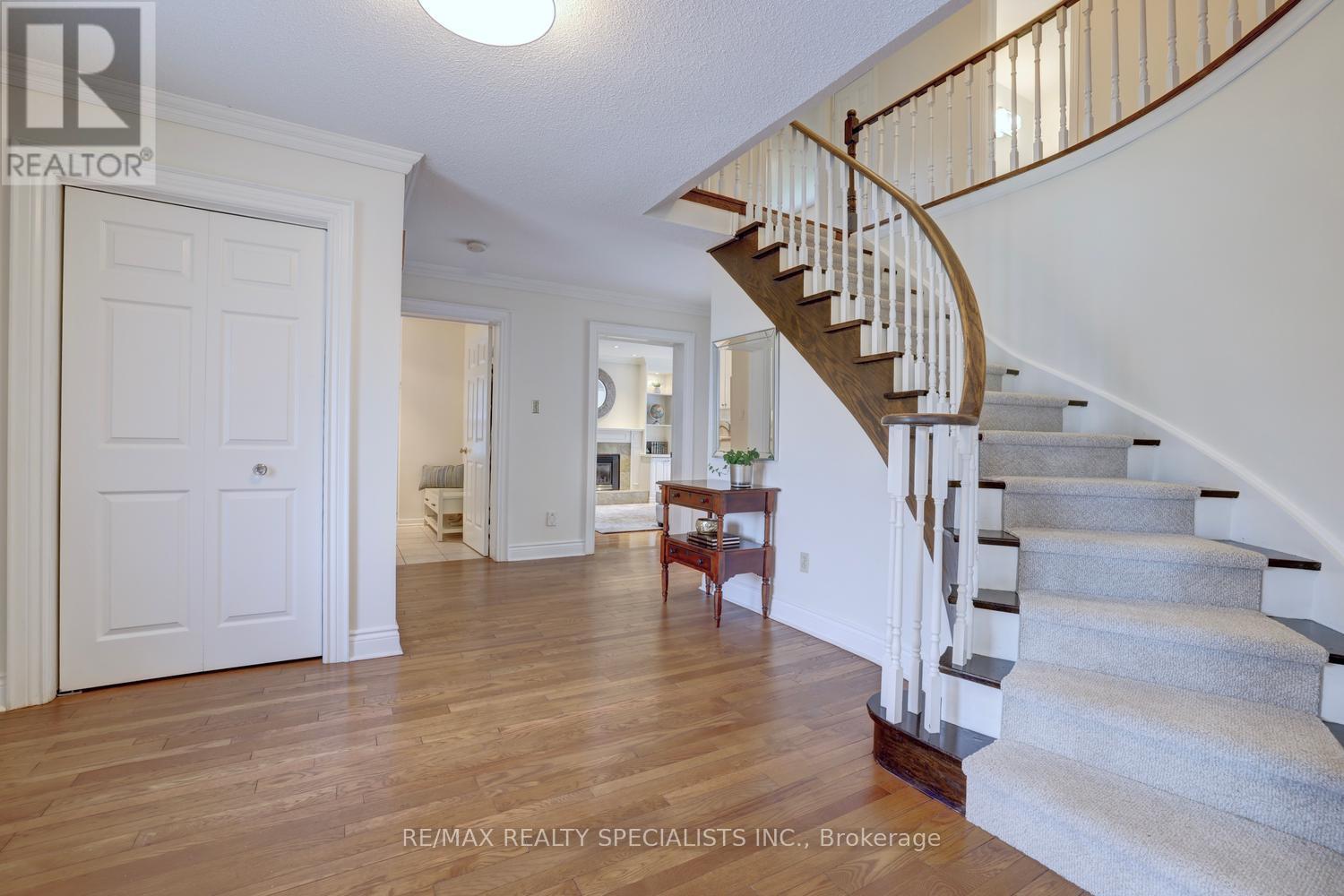 2021 Shawanaga Trail, Mississauga, Ontario  L5H 3Z3 - Photo 20 - W13560456
