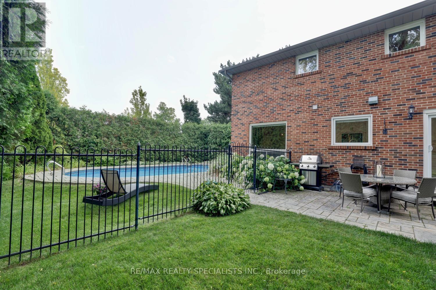 2021 Shawanaga Trail, Mississauga, Ontario  L5H 3Z3 - Photo 36 - W13560456