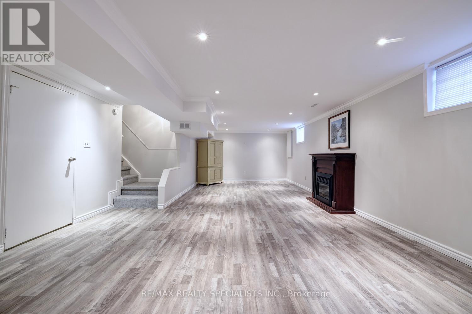 2021 Shawanaga Trail, Mississauga, Ontario  L5H 3Z3 - Photo 30 - W13560456
