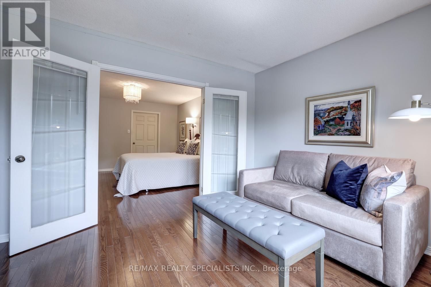 2021 Shawanaga Trail, Mississauga, Ontario  L5H 3Z3 - Photo 22 - W13560456
