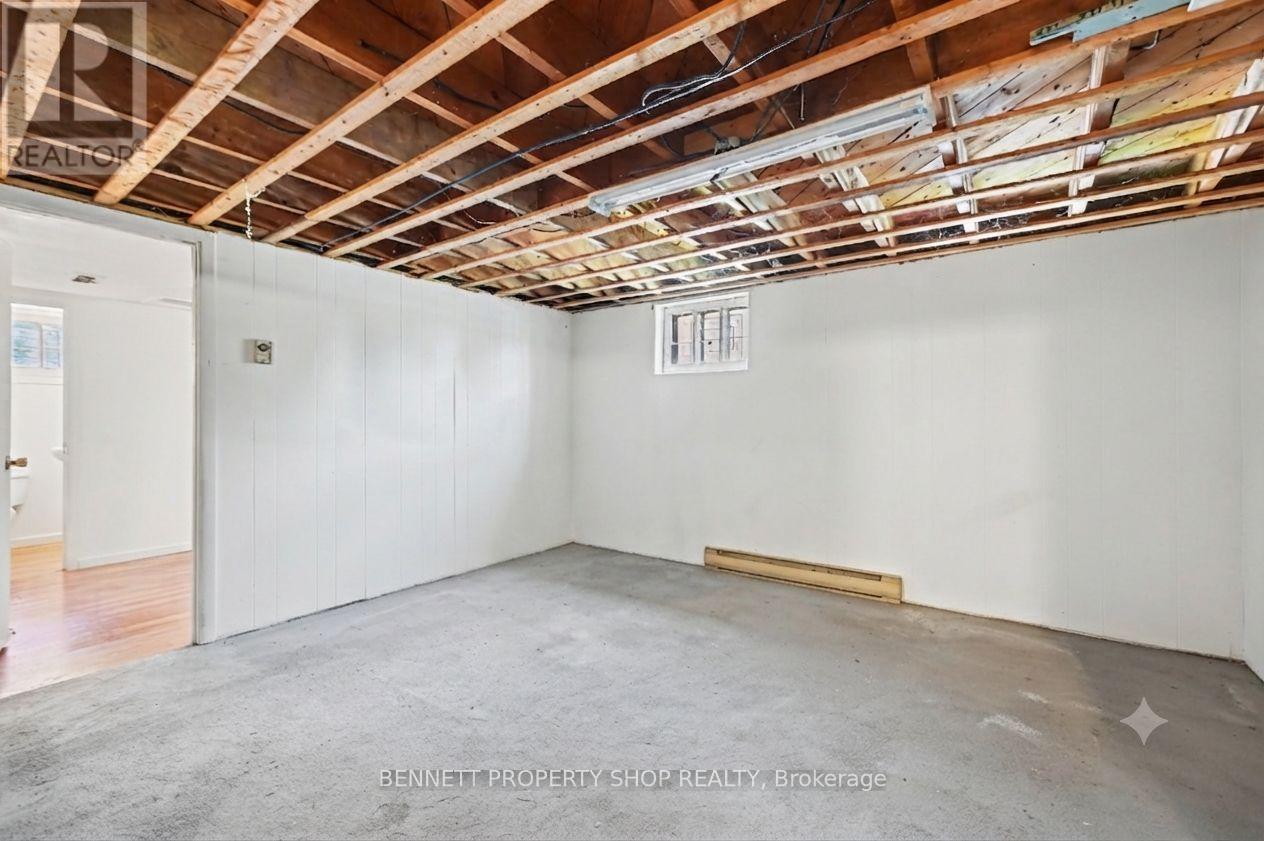 1361 Summerville Avenue, Ottawa, Ontario  K1Z 8G9 - Photo 12 - X13572110