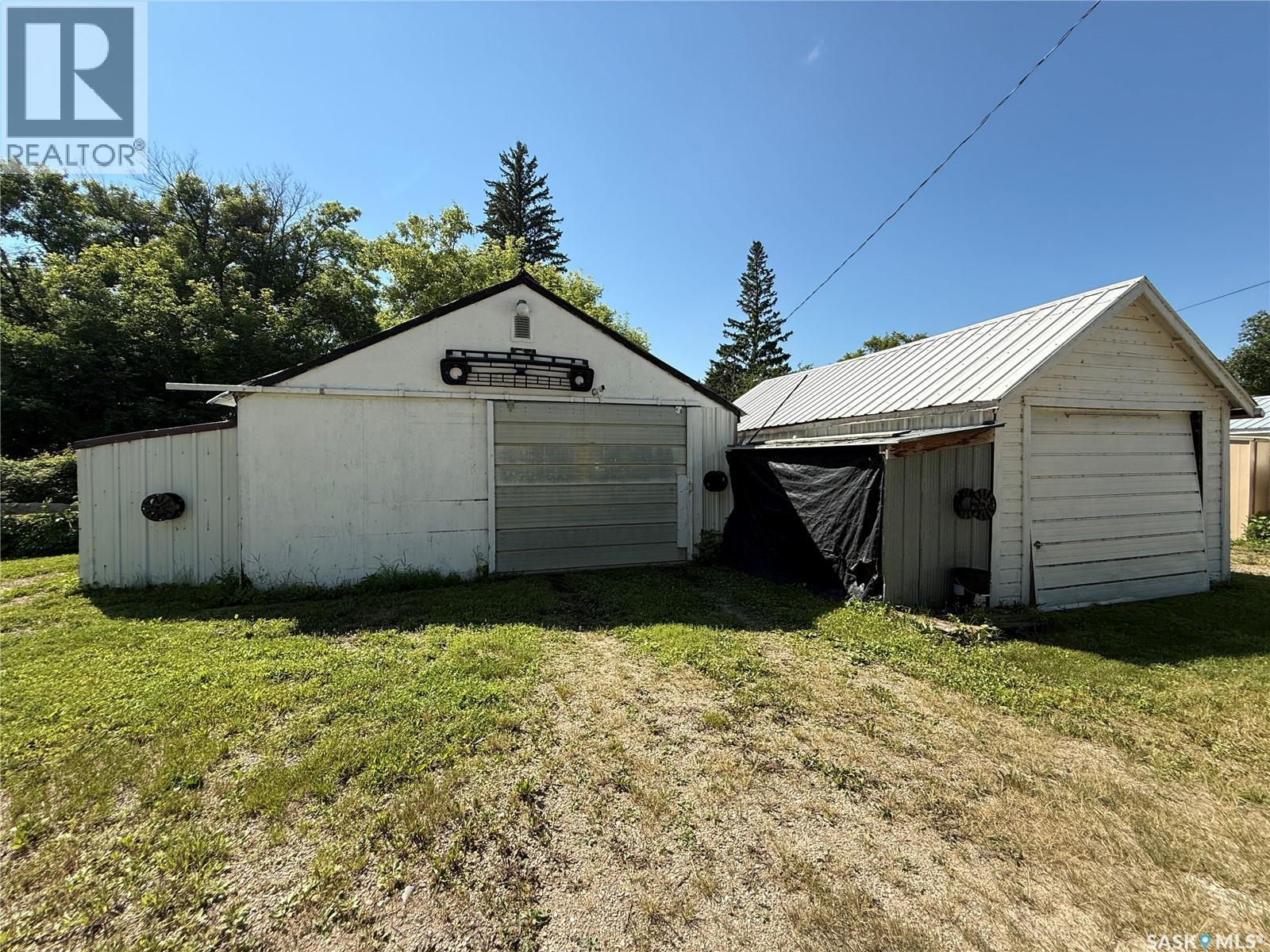 34 & 36 Goode Street, Quill Lake, Saskatchewan  S0A 3E0 - Photo 45 - SK043946