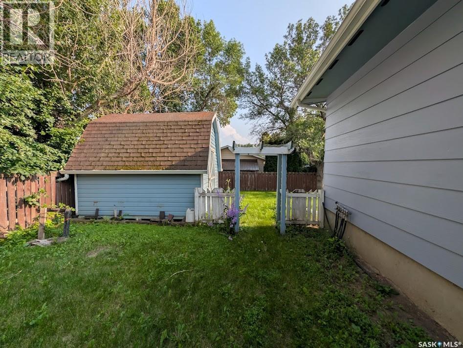 1624 St Laurent Drive, North Battleford, Saskatchewan  S9A 3B3 - Photo 25 - SK043935