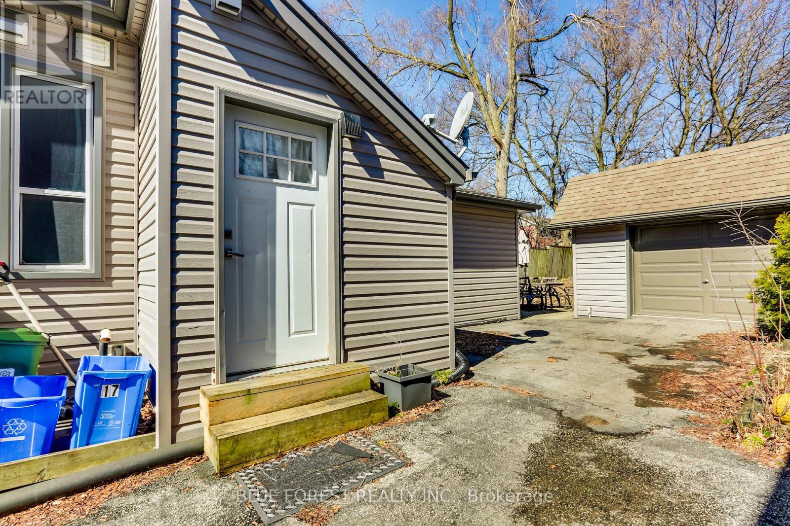 17 Mcdonald Avenue, London North, Ontario  N6G 1A9 - Photo 30 - X13616790