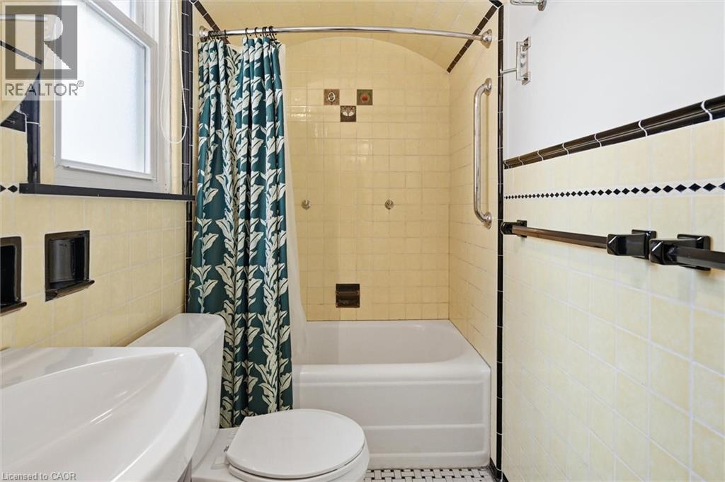 81 Carrick Avenue, Hamilton, Ontario  L8M 2W4 - Photo 17 - 40846302