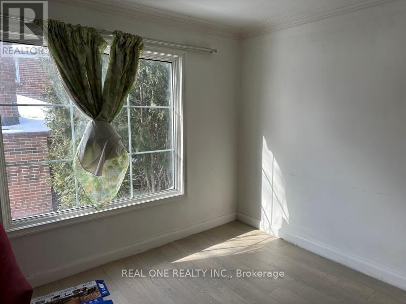 22 Pleasant View Drive, Toronto, Ontario  M2J 3P5 - Photo 10 - C13138606