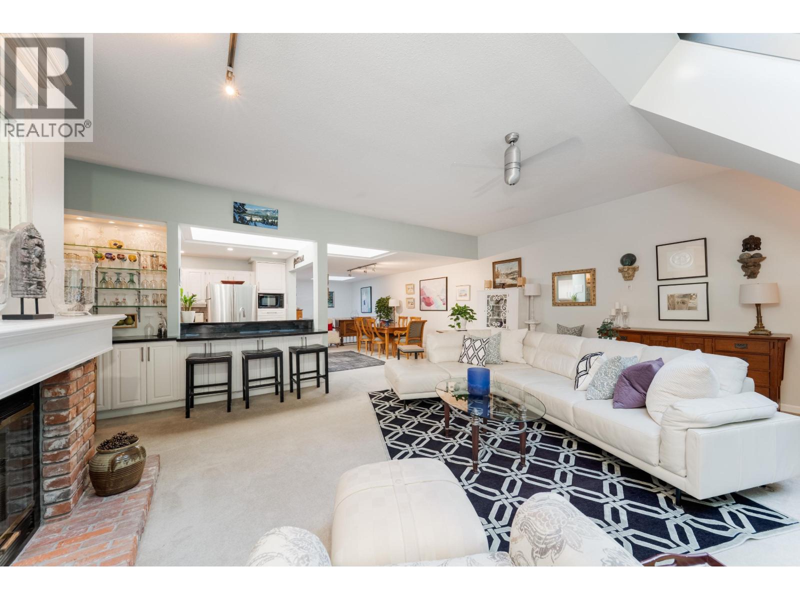 34 3960 Canada Way, Burnaby, British Columbia  V5G 1G7 - Photo 8 - R3150865